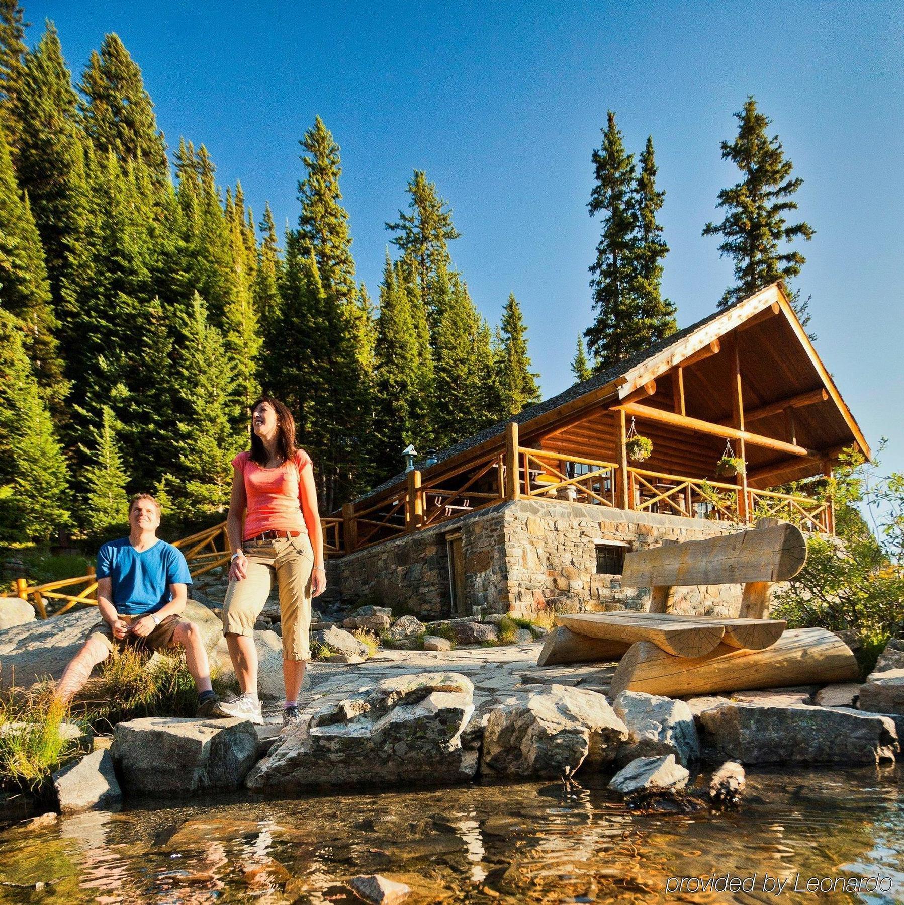 Mountaineer Hotel Lake Louise
